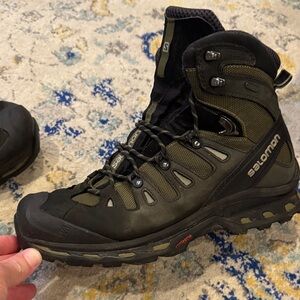 Salomon Quest GTX Hiking Boot